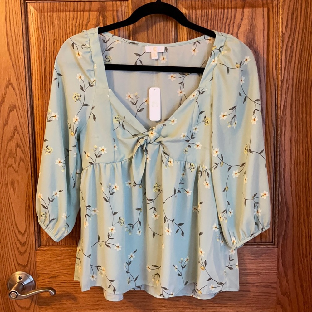 NWT Floral Top